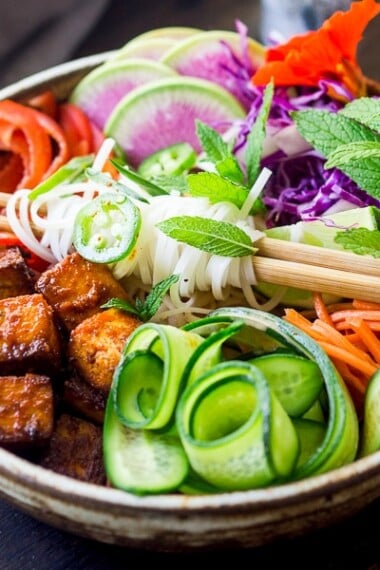 vegan bahn mi noodle bowl