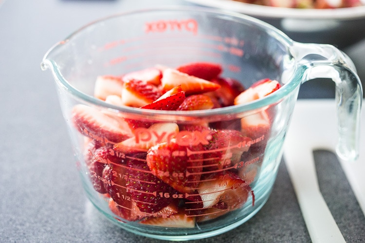Maple-Sweetened Strawberry Rhubarb Crisp with Chia Seeds - vegan and gluten free