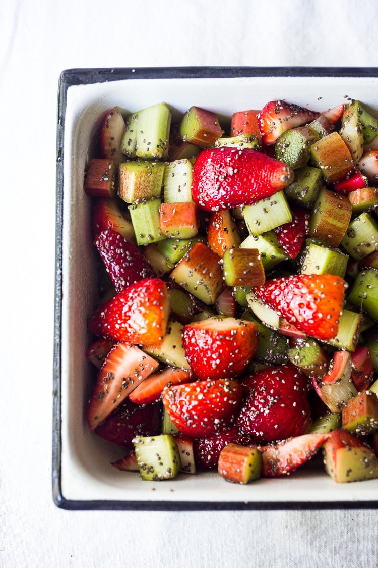 Maple-Sweetened Strawberry Rhubarb Crisp with Chia Seeds - vegan and gluten free