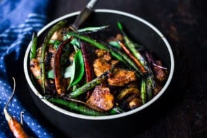 A flavorful recipe for Fiery Burmese Chicken (or tofu) and veggies based on our visit to Burma Superstar Restaurant in SF. Simple and incredibly delicious!