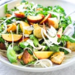 Peach Panzanella Salad with Fennel and Arugula - a simple, healthy & delicious salad full of summer flavor! Vegan. #panzanella #peach #peachsalad #peaches #summersalad #vegan #fennel #arugula #breadsalad