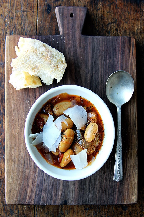 Slow Cooker Turkey Chili {Healthy} - Two Peas & Their Pod