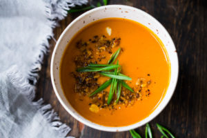 15 Minute Tomato Soup with Coconut and Ginger- a quick vegan tomato soup made with simple pantry ingredients. #vegansoup #tomatosoup #cleaneating #eatclean #veganrecipes #heatlhytomatosoup #quickrecipes #coconutsoup #plantbased #detox