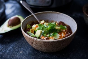 Instant Pot Chili with Dry Beans. A simple easy recipe that can be made with no fuss in an Instant Pot. Vegan adaptable! #chili #instantpot #drybeans #instantpotchili #chilirecipe #easychili