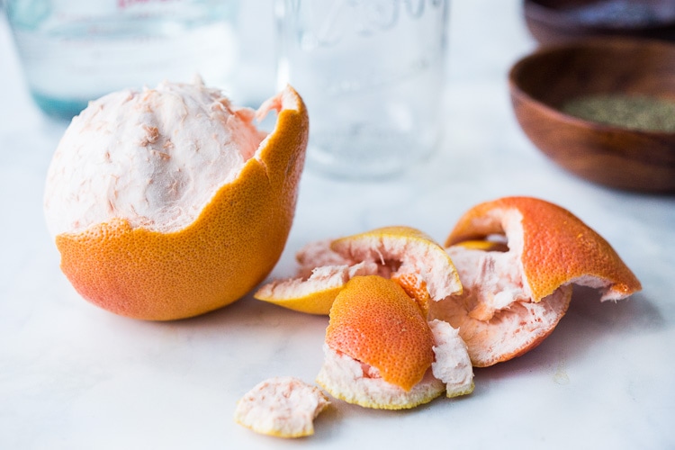 Homemade Kitchen Counter Spray made with lavender, thyme and grapefruit-infused vinegar. Easy and Simple! #counterspray #kitchencleaner #dyi #naturalcleaner #cleaner #homemadecleaner