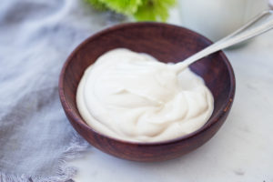 Creamy Vegan Mayo! A fast and easy, low-fat recipe for homemade vegan mayonnaise (like Veganaise)! Healthy, easy and flavorful! #veganmayo #vegan #mayo #healthymayo #tofu #cleaneating #plantbased #eatclean