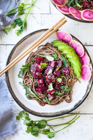 Beet Poke- a vegan twist on Hawaiian-style poke made with steamed beets instead of fish, this delicious beet salad can be made ahead and served over rice, greens or noodles for midweek meals! #poke #beetsalad #beets #avocado #soba #pokebowl #vegansalad #cleaneating