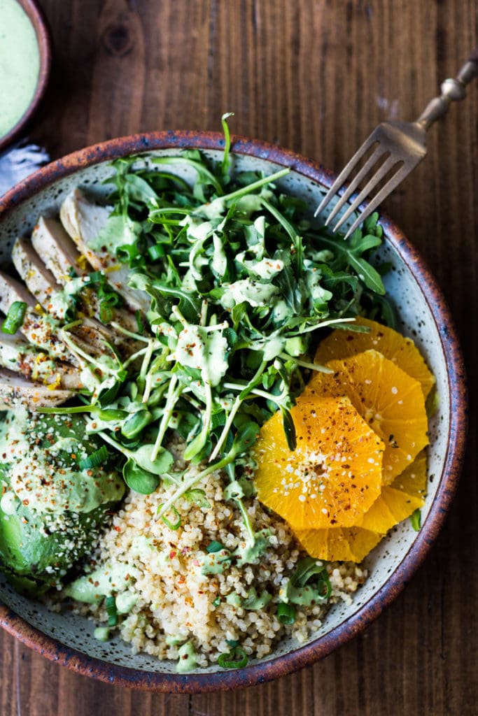 Lemony Chicken Arugula Quinoa Salad with Avocado and Creamy Basil Dressing- an easy low-carb, high protein salad that is full of amazing flavor! #salad #chickensalad #quinoa #quinoasalad #arugula #arugulasalad
