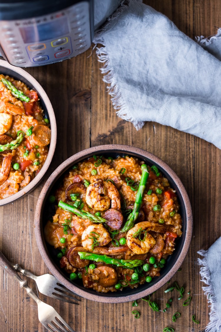 Instant Pot Jambalaya! Delicious and easy, this can be made in an Instant Pot or on the Stove Top. Flavorful!!! #jambalaya #instantpot #bestjambalaya