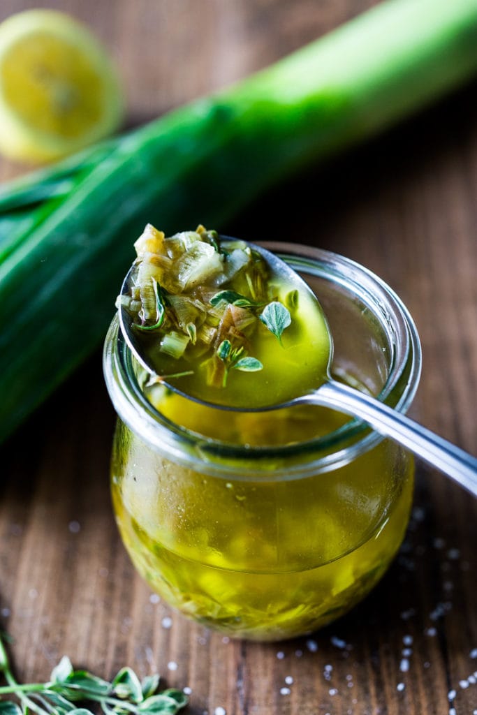 Lemony Leek Dressing - a simple full flavored dressing perfect for roasted veggies and salads. Heathy, vegan & delicious! #leek #leeks #leekvinaigrette #vinaigrette #vegansaladdressing