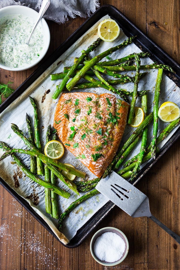 25 Quick & Easy Sheet Pan Dinner Recipes | Feasting At Home