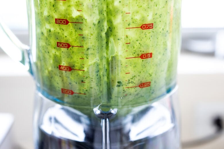 Peruvian green sauce made vegan!