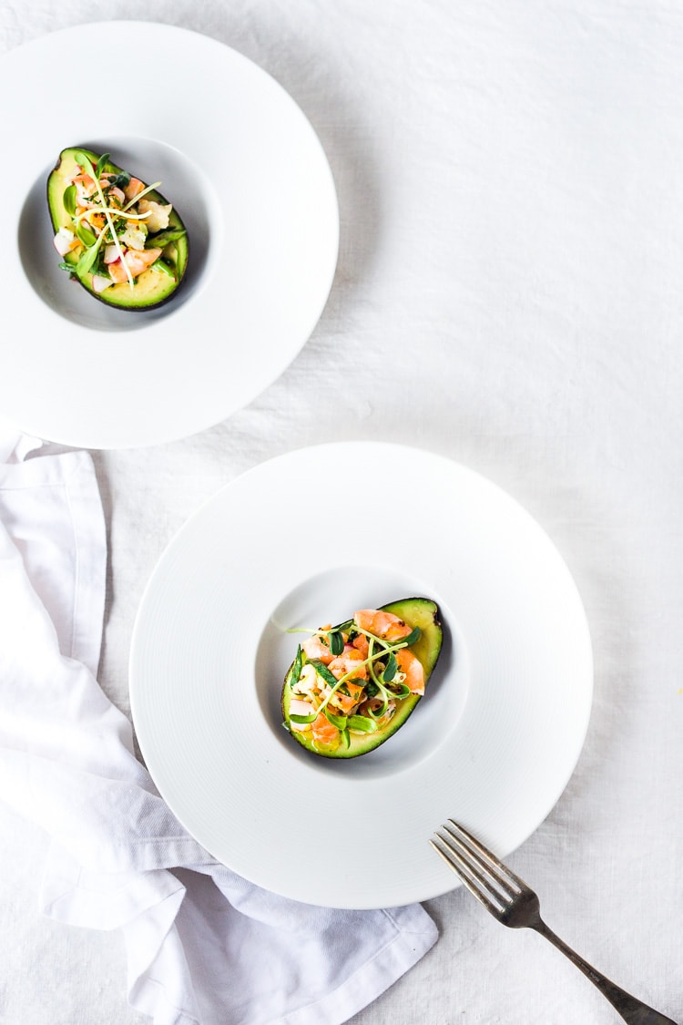 Stuffed Avocado with Shrimp and Tarragon- a light and healthy summer meal perfect for brunch, lunch or a light dinner. Keto ! | #keto #stuffedavocado #shrimpsalad #ketosalad #avocado #shrimp #tarragon #healthysalad 