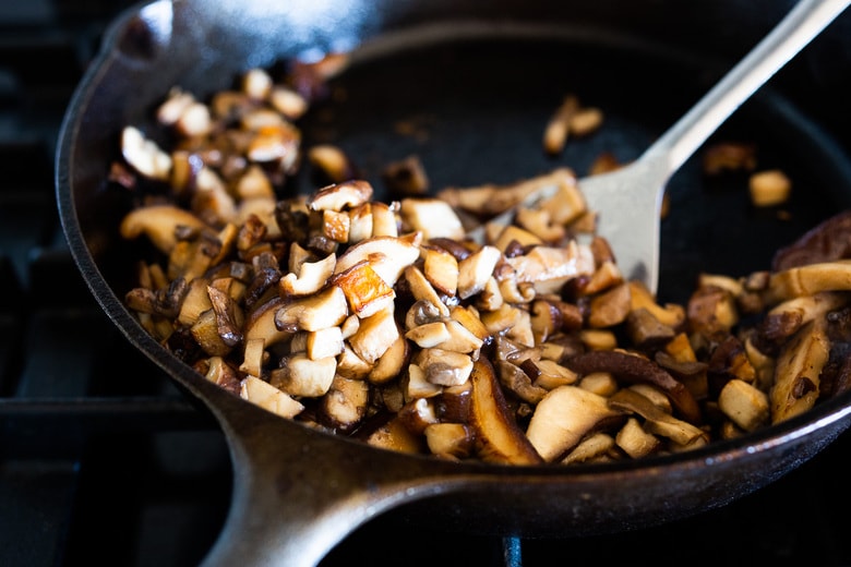 Delicious Vegan Lettuce Wraps are filled with Teriyaki Mushrooms and brown rice- an easy Asian-inspired lunch idea or appetizer that is healthy and satisfying.  #veganlunch #vegan #veganlettucewrap #shiitakewrap