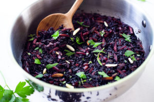 Why we ALL should be eating Forbidden Black Rice! Plus 3 healthy ways to cook black rice- stovetop, Instant Pot & Pilaf! A healthy vegan gluten-free side dish full of powerful health benefits. The most nutritious rice you can find! #blackrice #forbiddenblackrice #howtocookblackrice #vegansides #healthysides #antioxidant #cleaneating #eatclean