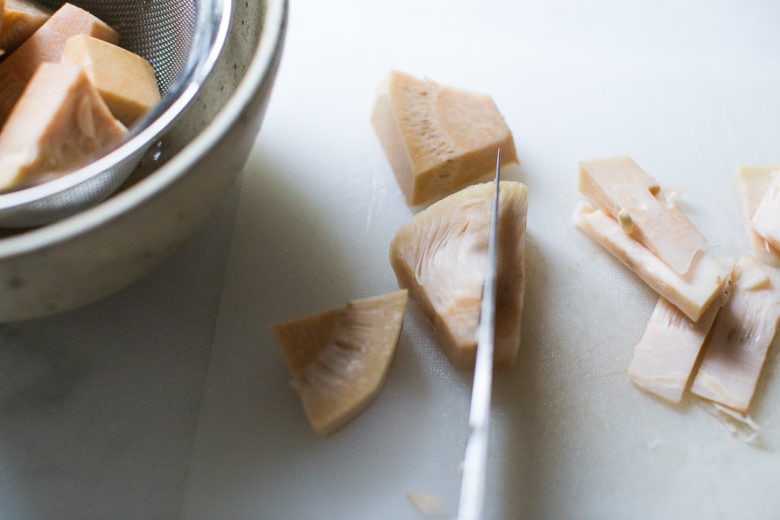 Crispy Jackfruit Carnitas - slicing jackfruit.