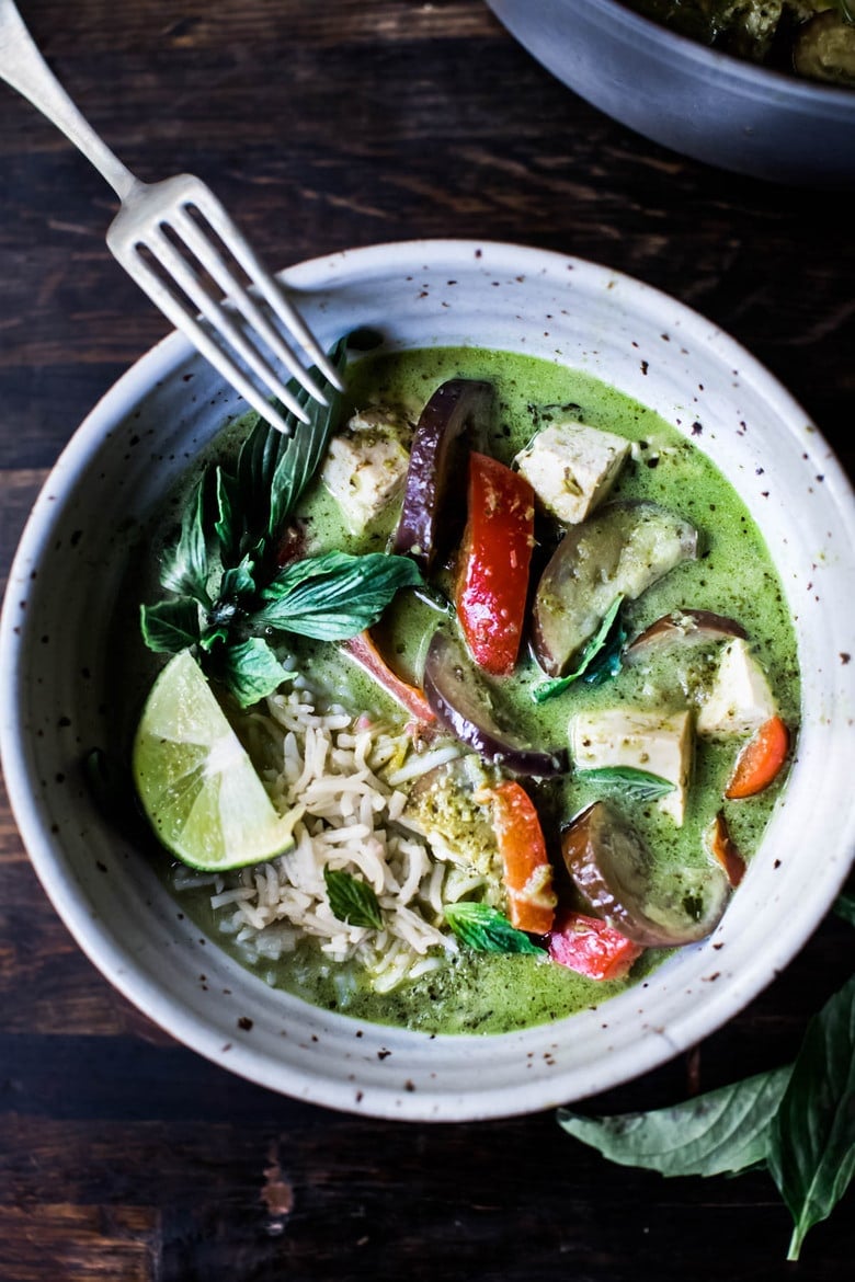 An easy authentic recipe for Thai Green Curry with eggplant and your choice of tofu, chicken or shrimp.  A fast and easy weeknight dinner that can be made in 30 minutes!  Use store-bought green curry paste or make your own homemade green curry paste.