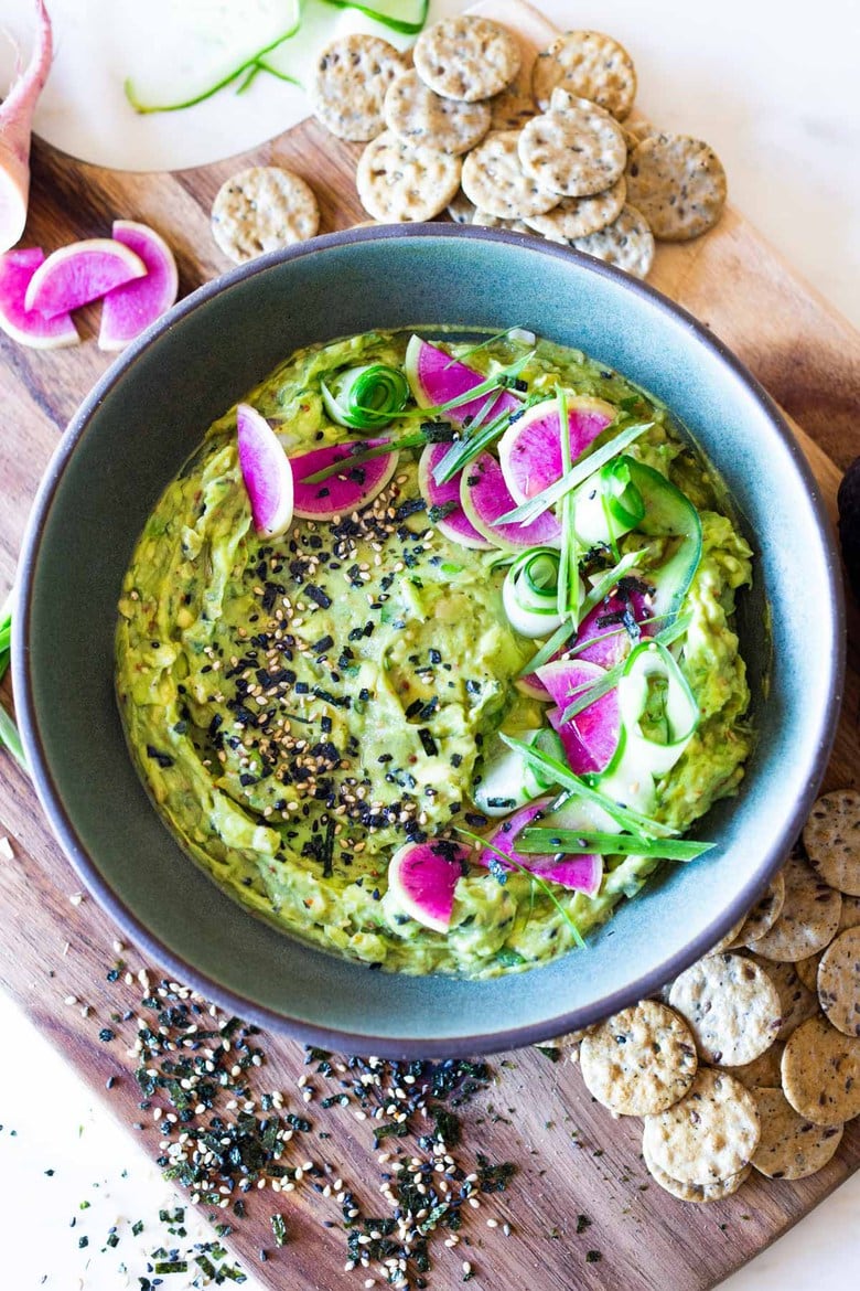 How to make the most delicious Guacamole-3 different ways. (Traditional, Furikake and Middle Eastern!)Guac never be boring again! Vegan, gluten-free and healthy. #guac #furikake #guacamole #guacamolerecipe #avocadodip