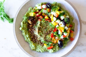 How to make the most delicious Guacamole-3 different ways. (Traditional, Furikake and Middle Eastern!)Guac never be boring again! Vegan, gluten-free and healthy. #guac #furikake #guacamole #guacamolerecipe #avocadodip