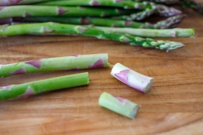 breaking off end of asparagus