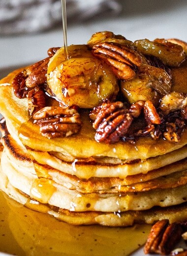 A quick and easy recipe for fluffy Sourdough Pancakes using sourdough starter or sourdough discard that can be made in just 30 minutes (or fermented overnight).