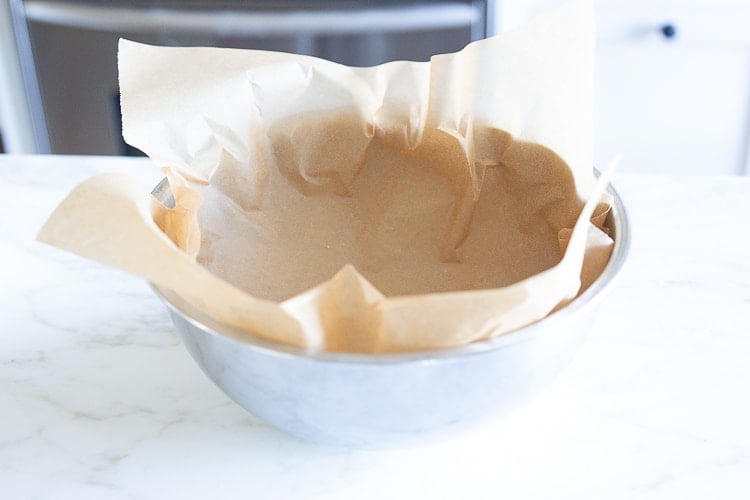 making bread using parchment