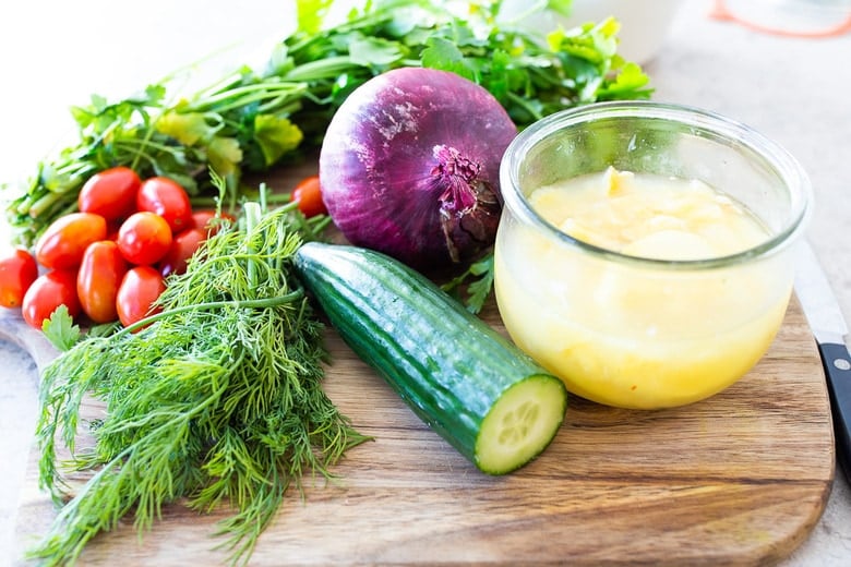 ingredients in quinoa salad