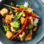 This flavorful Broccoli Stir fry can be kept vegan with Tofu (or substitute shrimp, chicken or beef). A fast and easy vegan dinner recipe that can be made in under 30 minutes. #stirfry #broccoli #veganstirfry #tofustirfry #paleo