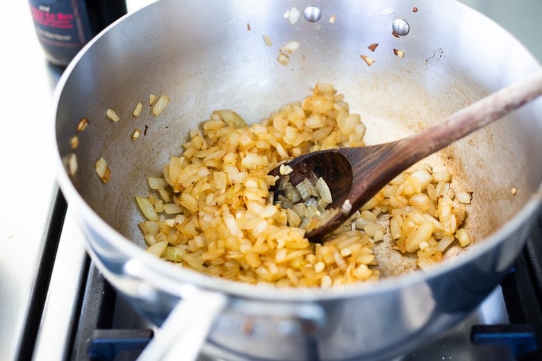 how to make risotto- start with onions 