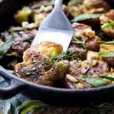 Crispy Smashed Potatoes with Garlic and Herbs