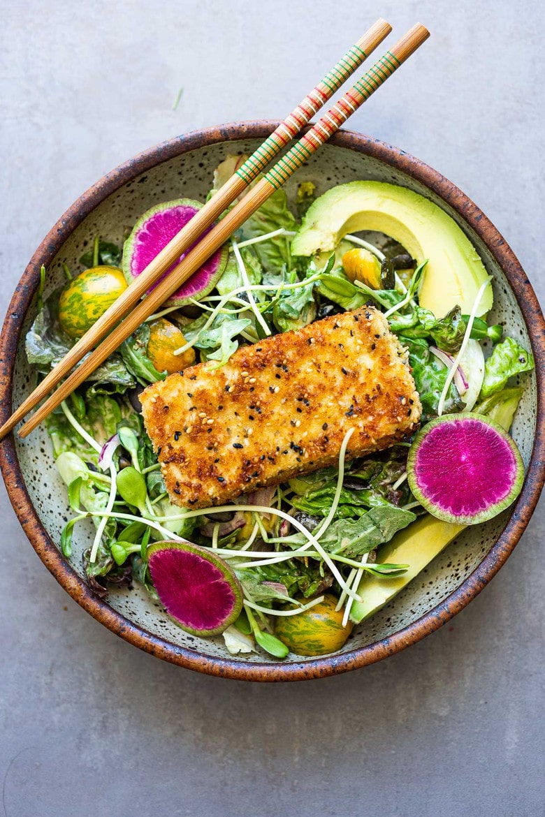 How to make Tofu Katsu- a Japanese style Tofu filet that crispy and flavorful to use in sandwiches, rice bowls or over salads! #katsu #vegetariankatsu #tofu #tofukatsu