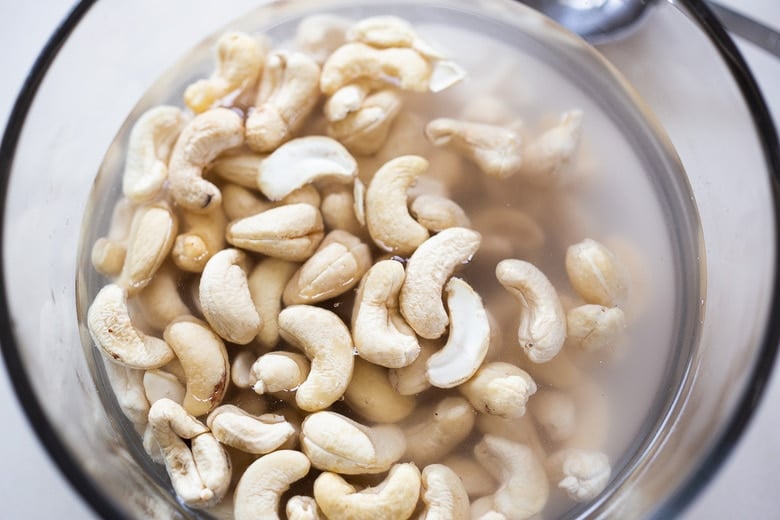 Soaking the cashews