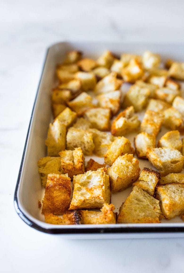 How to make EASY Homemade croutons - a great way to use up leftover sourdough bread! Baked, Vegan!