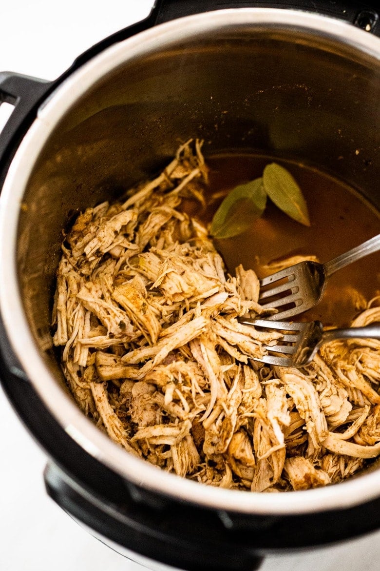 A simple easy recipe for Shredded chicken that can be made in an Instant pot or on the stovetop. Use breasts or thighs, great for meal prep!