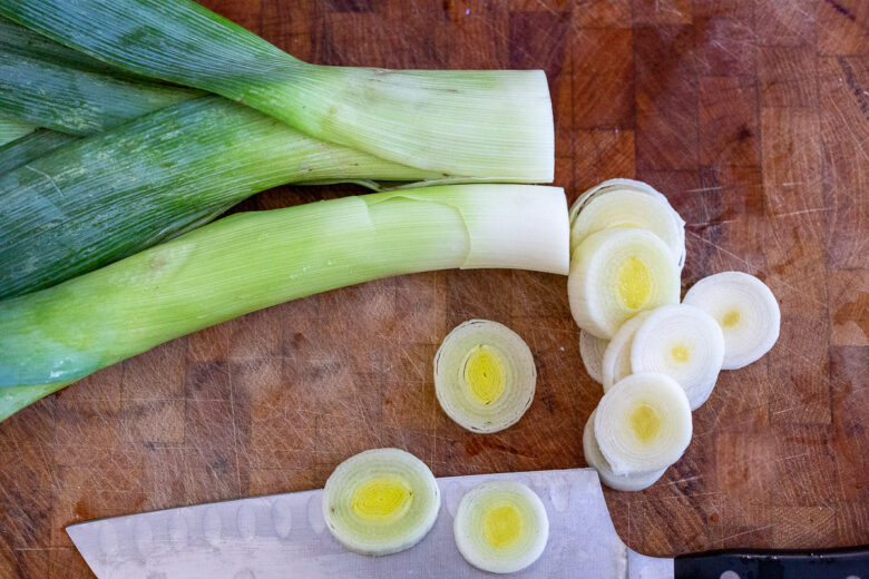 This Coconut Corn Chowder with Leeks is simple and comforting and can be made in under 30 minutes. Vegan and Gluten-free! #cornchowder #vegancornchowder #vegansoup