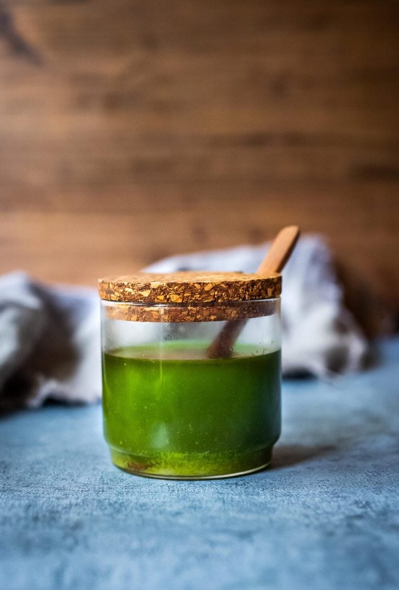 Never let those leek tops go to waste again, make this Leek oil! A fragrant flavorful oil to drizzle over soups, stews, bread, or roasted veggies.