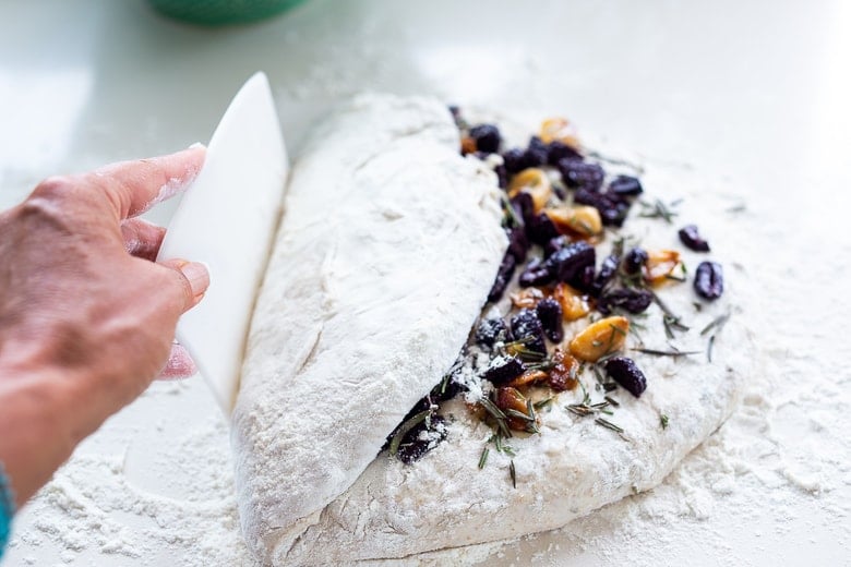 rosemary olive garlic sourdough bread-9