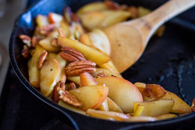 sautéing the apples 