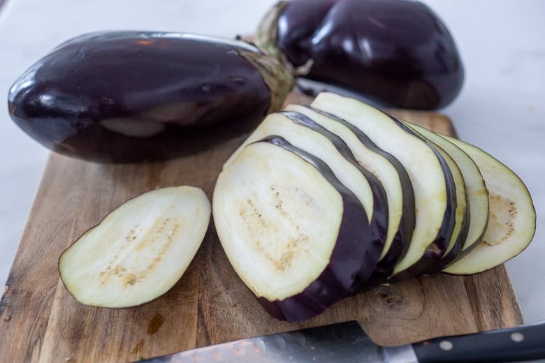 slicing eggplant
