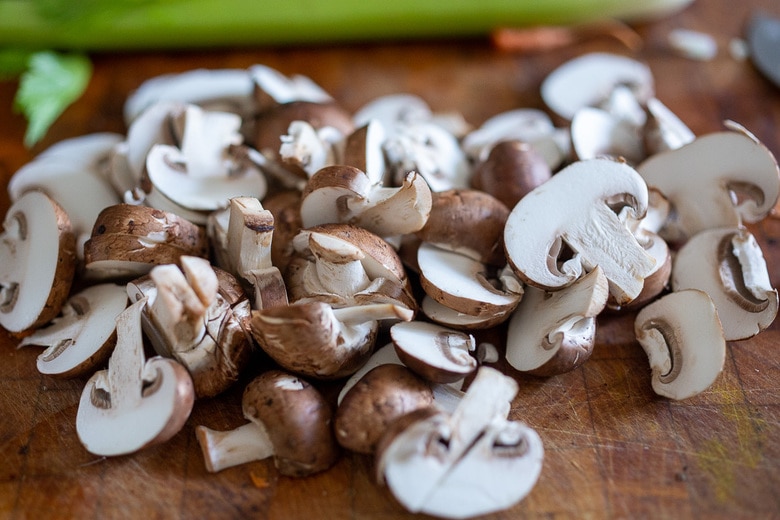 slicing mushrooms 