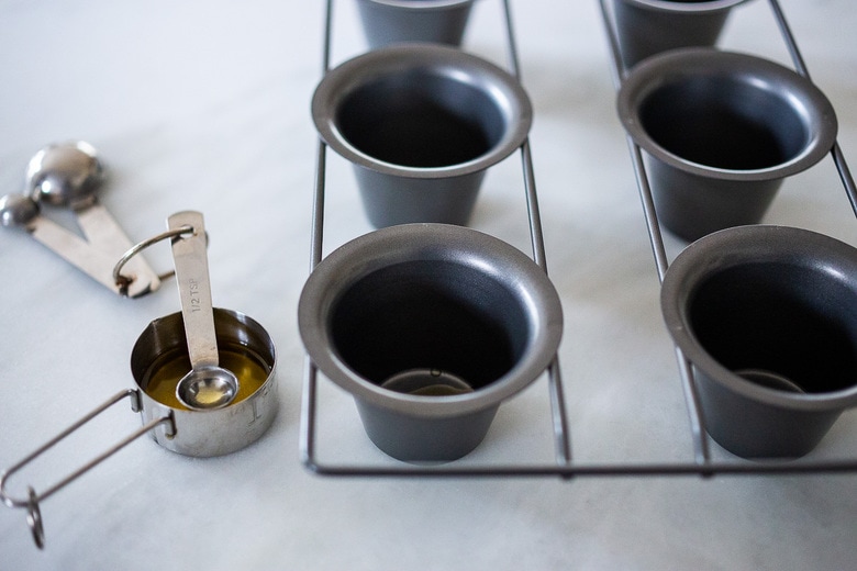 buttering the popover pan 