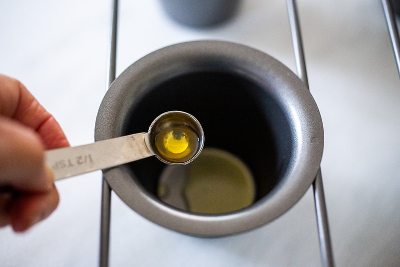 buttering the popover pan