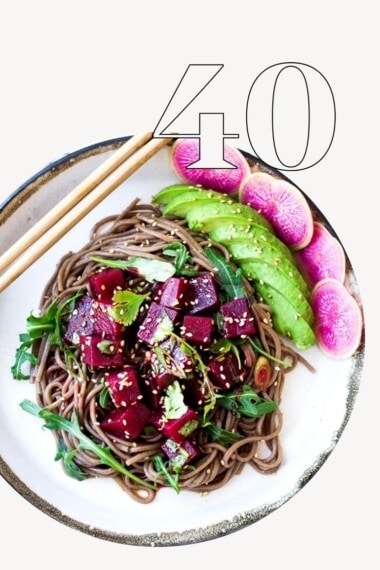 40 Make-Ahead VEGAN Salads- perfect for Sunday meal prep and midweek lunches, or potlucks and gatherings! #vegansalads #mealprep #healthylunch #makeaheadsalad #healthysalads
