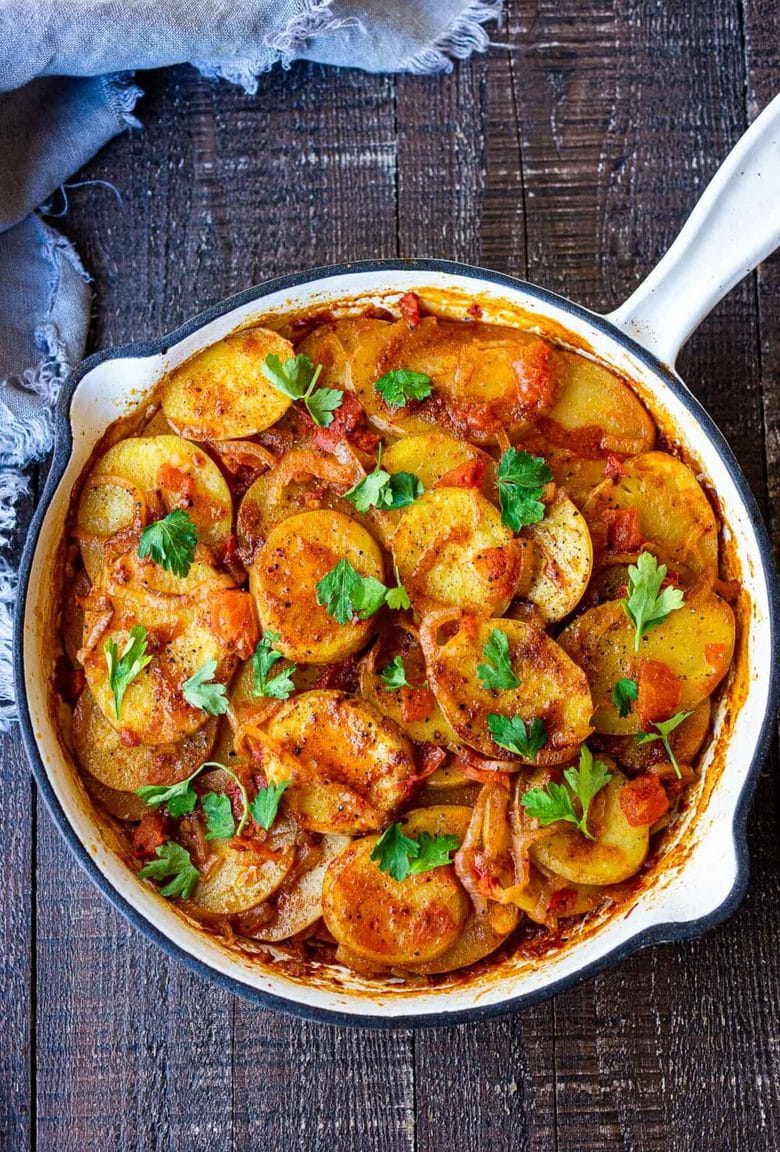 Berbere Potatoes- a simple flavorful Ethiopian-inspired side dish that is healthy, delicious and vegan! #potatoes #berbere #vegan