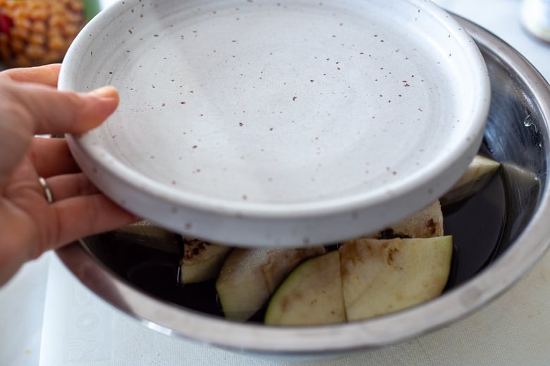 soaking the eggplant 