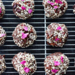 Flourless and vegan-adaptable, these Chocolate Sesame Cookies are irresistibly tender, chewy and divinely delicious.  #chocolatecookies #sesamecookies