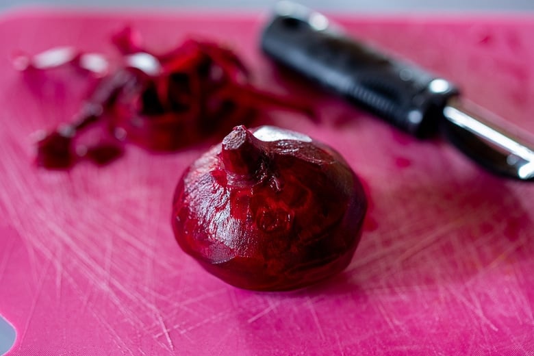 Peel the beet.