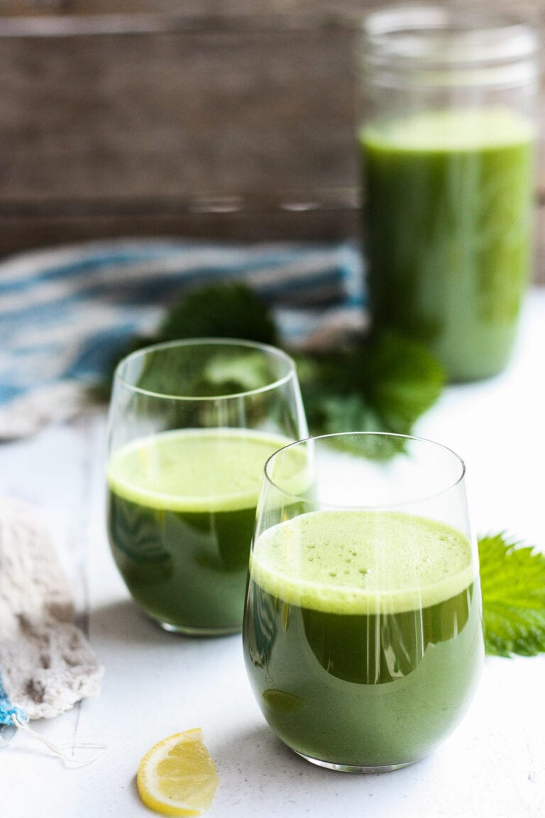 A vibrant Spring tonic, fresh Nettle Juice is full of minerals, vitamins and phytonutrients.  With just a few ingredients thrown in the blender your super-nutritious green juice is ready in minutes! #nettles #nettlejuice #stingingnettles