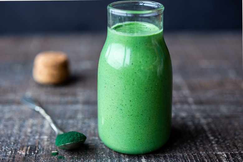 spirulina dressing in a bottle