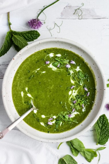 Creamy Vegan Spinach Soup, velvety smooth with a refreshing hint of mint.  Simple clean ingredients create a deeply nourishing and delicious soup that is dairy-free.  Vegan and Gluten-free. Serve warm or chilled. #spinachsoup